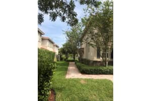 243 Las Brisas Cir, Weston, FL 33326, Sold 11/28/17