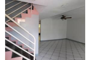 8225 NW 7th St, Miami, FL 33126, Sold 11/21/17