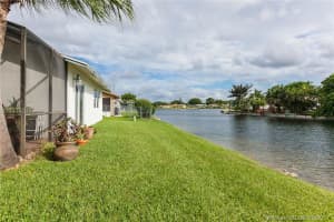 7621 NW 88th Way, Tamarac, FL 33321, Sold 12/15/17