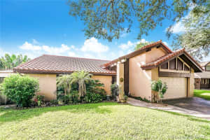 5810 SW 87th Ave, Cooper City, FL 33328, Sold 01/15/18