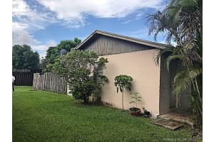13562 SW 48th Ln, Miami, FL 33175, Sold 01/31/18