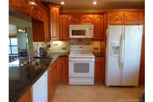 10745 NW 11th St, Pembroke Pines, FL 33026, Sold 10/16/17