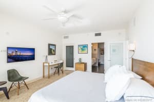 225 Collins Ave #8k, Miami Beach, FL 33139, Sold 06/15/18