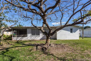2571 NW 81st Terrace, Sunrise, FL 33322, Sold 09/29/17