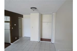 2017 NW 46th Ave APT A108, Lauderhill, FL 33313, Sold 11/27/17