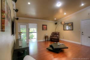 19085 NW 62nd Ave, Hialeah, FL 33015, Sold 11/15/17