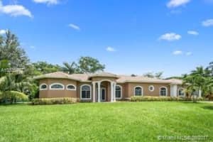 2750 SW 109th Terrace, Davie, FL 33328, Sold 03/21/18