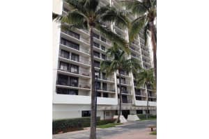 2625 Collins Ave, Miami, FL 33140, Sold 01/10/18