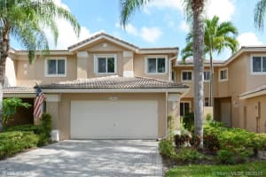 15883 SW 12th St, Pembroke Pines, FL 33027, Sold 11/16/17