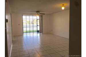 8210 NW 191st St, Hialeah, FL 33015, Sold 12/22/17