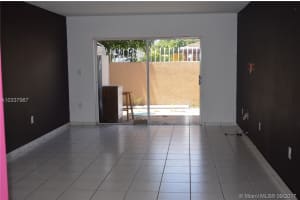 700 SE 9th Ct, Hialeah, FL 33010, Sold 11/02/17