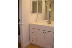 3401 N Country Club Dr, Aventura, FL 33180, Sold 06/12/18