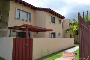 800 NW 106th Ave, Miami, FL 33172, Sold 01/19/18