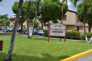 800 NW 106th Ave, Miami, FL 33172, Sold 01/19/18