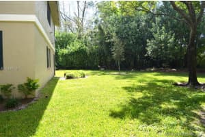 484 Westtree Ln, Plantation, FL 33324, Sold 11/10/17
