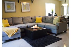 484 Westtree Ln, Plantation, FL 33324, Sold 11/10/17