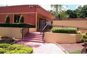 220 NW 87th Ave APT K205, Miami, FL 33172, Sold 11/28/17