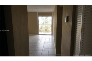 4550 NW 9th St #310e, Miami, FL 33126, Sold 02/09/18