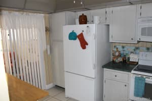 9420 Oakburst Ln D3, Tamarac, FL 33321, Sold 12/21/17