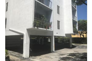 4400 W 16th Ave, Hialeah, FL 33012, Sold 01/19/18