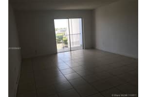 4400 W 16th Ave, Hialeah, FL 33012, Sold 01/19/18