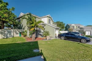 1040 SW 110th Ln, Davie, FL 33324, Sold 01/05/18
