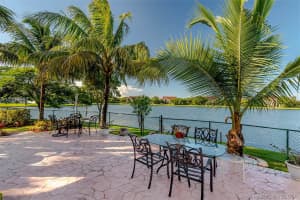 1040 SW 110th Ln, Davie, FL 33324, Sold 01/05/18