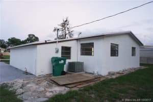 20522 NW 23rd Ct, Miami Gardens, FL 33056, Sold 12/12/17