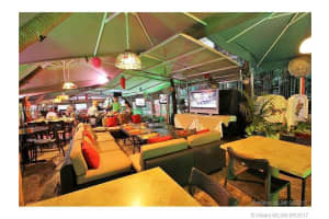 530 Ocean Dr, Miami Beach, FL 33139, Sold 11/09/17