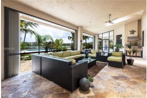 2955 Surrey Ln, Weston, FL 33331, Sold 01/22/18
