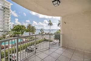 1420 Brickell Bay Dr #404b, Miami, FL 33131, Sold 12/20/17