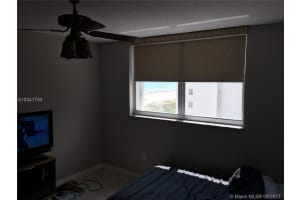 401 Ocean Dr, Miami Beach, FL 33139, Sold 11/20/17