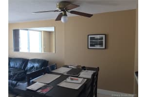 401 Ocean Dr, Miami Beach, FL 33139, Sold 11/20/17