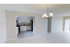 9280 Fontainebleau Blvd, Miami, FL 33172, Sold 10/31/17