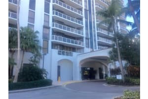 3600 Yacht Club Dr, Aventura, FL 33180, Sold 06/01/18