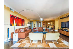 747 Crandon Blvd, Key Biscayne, FL 33149, Sold 06/27/18