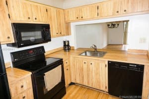 15710 E Waterside Cir, Sunrise, FL 33326, Sold 11/30/17