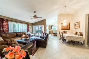 5600 SW 98th Way, Cooper City, FL 33328, Sold 05/07/18