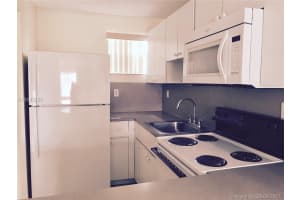 8031 NW 8th St, Miami, FL 33126, Sold 04/23/18