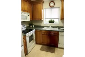 3 Westwood Ave, Tequesta, FL 33469, Sold 11/13/17
