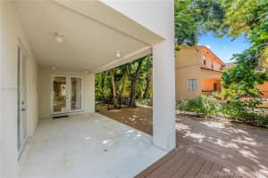 6631 Mimosa Ct, South Miami, FL 33143, Sold 11/15/17
