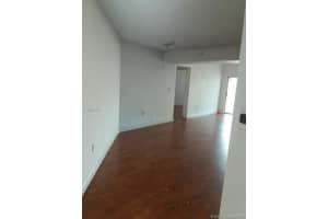 6272 NW 186th St, Hialeah, FL 33015, Sold 11/21/17
