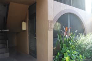 8600 NW 34th Pl APT B108, Sunrise, FL 33351, Sold 11/17/17