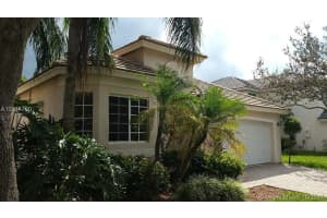 9856 NW 18th St, Pembroke Pines, FL 33024, Sold 01/29/18
