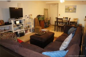 9447 Fontainebleau Blvd, Miami, FL 33172, Sold 11/16/17