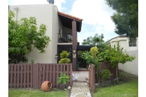 540 W Park Dr, Miami, FL 33172, Sold 02/01/18