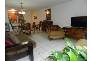 540 W Park Dr, Miami, FL 33172, Sold 02/01/18