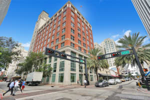 101 E Flagler St, Miami, FL 33131, Sold 01/09/18