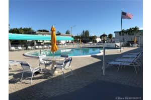 1301 N 12th Ct #1b, Hollywood, FL 33019, Sold 12/26/17