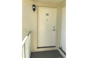 1301 N 12th Ct #1b, Hollywood, FL 33019, Sold 12/26/17